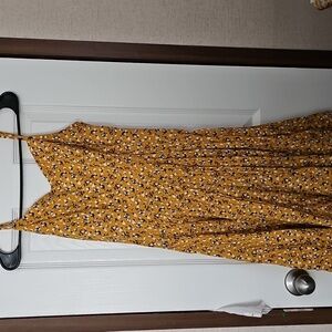 Sleeveless Dress Yellow
